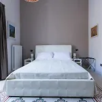 Πανσιόν In 4*
