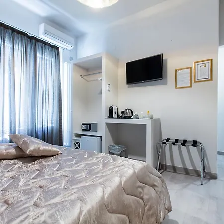 Πανσιόν In 4*